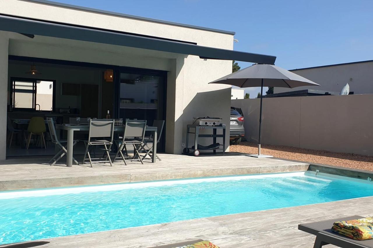 Jolie villa dans résidence avec piscine chauffée privée Lecci Extérieur photo